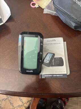Microlife Premium Bluetooth Touch Screen Blood Pressure Monitor BP3GY1-2N